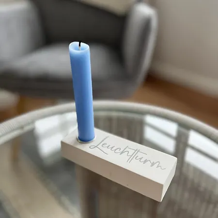 Lage Mit Warnowblick - Grosser Balkon, Zwei Schlafzimmer, Aufzug, Stellplatz شقة *