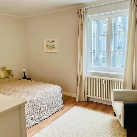 شقة Lage Mit Warnowblick - Grosser Balkon, Zwei Schlafzimmer, Aufzug, Stellplatz