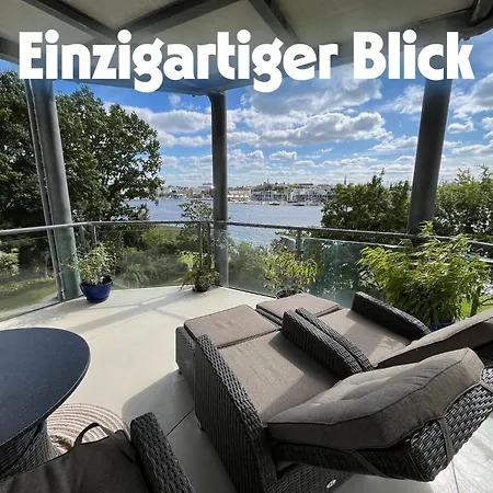 Lage Mit Warnowblick - Grosser Balkon, Zwei Schlafzimmer, Aufzug, Stellplatz Rostock
