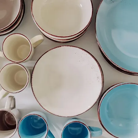 Lage Mit Warnowblick - Grosser Balkon, Zwei Schlafzimmer, Aufzug, Stellplatz شقة *